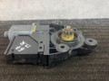 моторчик стеклоподъемника передний правый Renault Fluence 1 поколение 2011, 1.6 л., бензин, АКПП, серебристый, седан, передний привод, 807301111R, 918197-200 - фото №7