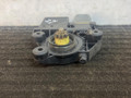 моторчик стеклоподъемника передний правый Renault Fluence 1 поколение 2011, 1.6 л., бензин, АКПП, серебристый, седан, передний привод, 807301111R, 918197-200 - фото №8