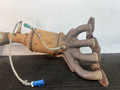 коллектор выпускной Ford Focus 2 поколение 2006, 1.6 л., HWDA, бензин, МКПП, красный, хетчбэк 5 дв., передний привод - фото №3
