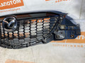 решетка радиатора Mazda CX-5 1 поколение 2014, 2.2 л., SH-VPTS, дизель, АКПП, 34k, внедорожник 5 дв., полный привод, KD45-50712 - фото №2