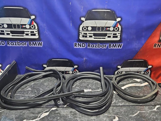 уплотнитель двери BMW X1 E84 2011, 2.0 л., N46 B20 BD, бензин, АКПП, белый, внедорожник 5 дв., задний привод, правый руль, 2990833, 2990835