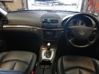 Mercedes-Benz E-Класс W211/S211 S211 2005