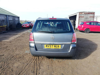 Opel Zafira 2  (B) 2007