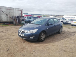 Opel Astra J 2010