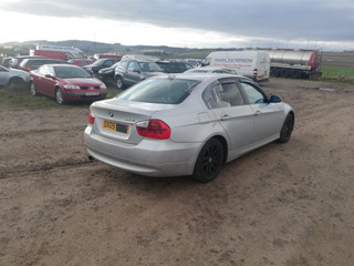 BMW 3 E90/E91/E92/E93 E90 2005