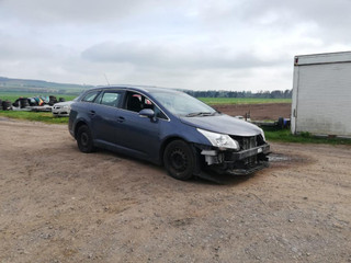 Toyota Avensis 3  (T270) 2010