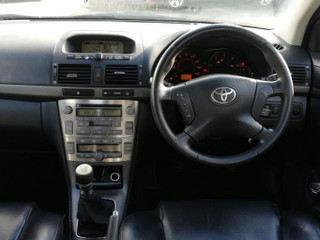 Toyota Avensis 2  (T250) 2005