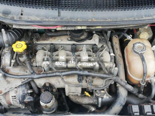 Chrysler Grand Voyager 4  рест. 2005
