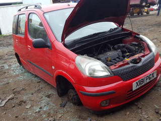 Toyota Yaris Verso XP20 2000