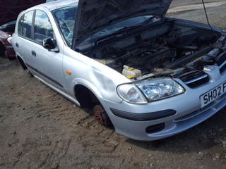 Nissan Almera N16 2002
