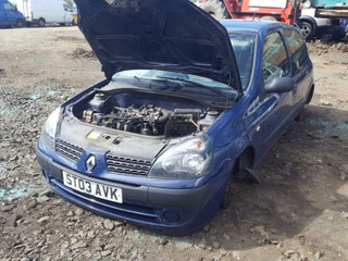Renault Clio 2  рест. 2003