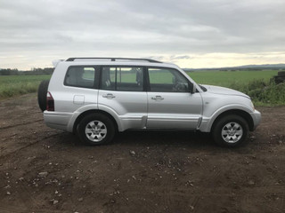 Mitsubishi Pajero 3  рест. V70 2003