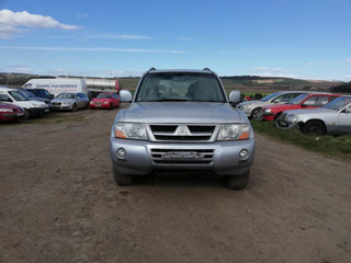 Mitsubishi Pajero 3  рест. V70 2004
