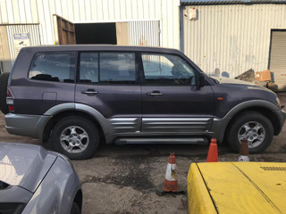 Mitsubishi Pajero 3 V70 2001