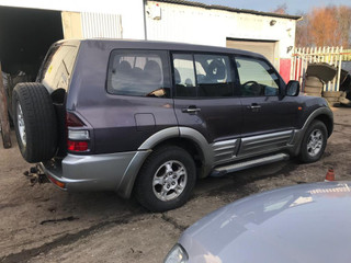 Mitsubishi Pajero 3 V70 2001