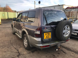 Mitsubishi Pajero 3 V70 2001