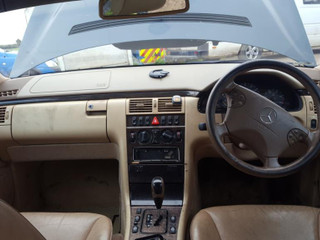 Mercedes-Benz E-Класс W210/S210 рест. S210 2002