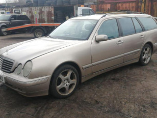 Mercedes-Benz E-Класс W210/S210 рест. S210 2001