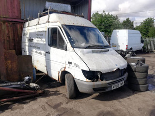 Mercedes-Benz Sprinter (W901-905) рест. W903 2001