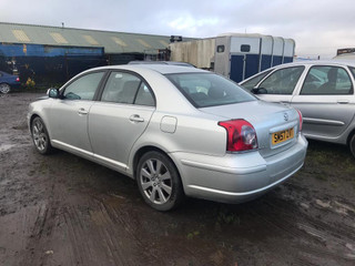 Toyota Avensis 2  (T250) рест. 2007