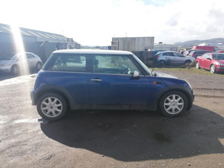 Mini Cooper  R50 2004
