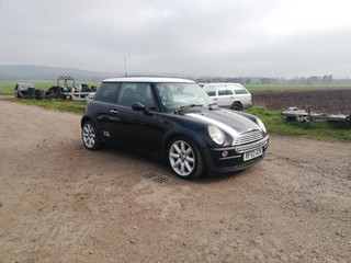 Mini Cooper  R50 2003