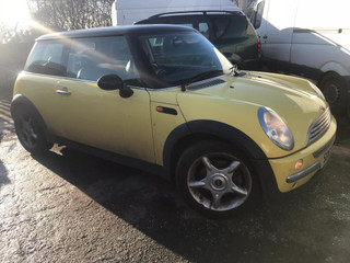 Mini Cooper  R50 2001
