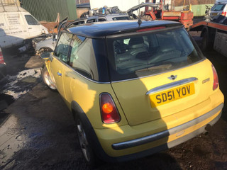 Mini Cooper  R50 2001