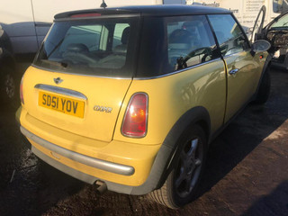 Mini Cooper  R50 2001