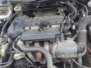 Volvo V40 2-й рест. 2003