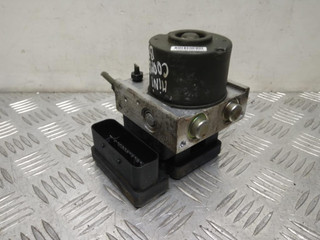 блок ABS Mini Cooper 1 поколение R50 2003, 1.6 л., i, W10 B16 A, бензин, 5МКПП, черный, хетчбэк 3 дв., передний привод, правый руль, 6765325, 6765323