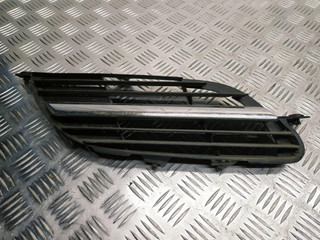решетка радиатора Nissan Almera Tino V10 [рестайлинг] V10 2005, 1.8 л., i, QG18DE, бензин, 5МКПП, dark blue / bw9, минивэн, передний привод, правый руль, 62320BU00, 62322BU000