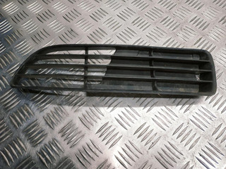 решётка бампера боковая Audi A4 B5 1998, 1.8 л., i, ADR, бензин, 5МКПП, синий, универсал, передний привод, правый руль, 8D0807345