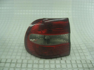 фонарь задний левый Volvo V40 1 поколение [2-й рестайлинг] 2003, D, D 4192 T4, дизель, 5МКПП, голубой, передний привод, правый руль, 30887333
