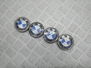 колпачок литого диска BMW 3 серия E46 [рестайлинг] 2002, 2.0 л., D, M47 D20 (204D4), дизель, 6МКПП, topasblau / 364, седан, задний привод, правый руль, 1095361