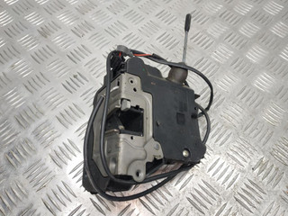замок двери Mercedes-Benz C-Класс W203/S203/CL203 W203 2003, 2.0 л., Kompr, M 111.955, бензин, АКПП, бордовый, седан, задний привод, правый руль, A2037200335