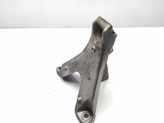 кронштейн двигателя Audi A4 B7 2006, 2.0 л., TDi PD, BRE, дизель, 6МКПП, silbersee / ly7w, универсал, передний привод, правый руль, 8E0199308AF