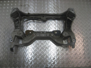 балка подвески передняя (подрамник) Mercedes-Benz C-Класс W203/S203/CL203 S203 2002, 2.2 л., CDi, OM 611.962, дизель, АКПП, черный, универсал, задний привод, правый руль, 2036280457, 2036280157, 2036280557, 2036280657, 2036280857