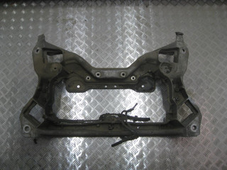 балка подвески передняя (подрамник) Mercedes-Benz C-Класс W203/S203/CL203 S203 2002, 2.2 л., CDi, OM 611.962, дизель, АКПП, черный, универсал, задний привод, правый руль, 2036280457, 2036280157, 2036280557, 2036280657, 2036280857
