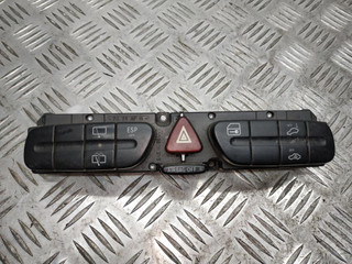 кнопка (выключатель) Mercedes-Benz C-Класс W203/S203/CL203 W203 2002, 2.0 л., i, M 111.951, бензин, 6МКПП, brillantsilber / 744, седан, задний привод, правый руль, 2038219058