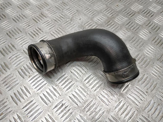 патрубок интеркулера Mercedes-Benz C-Класс W203/S203/CL203 W203 2001, 2.2 л., CDi, OM 611.962, дизель, 6МКПП, золотой, седан, задний привод, правый руль, A2035280482, A2035281482, A2035282882