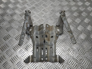 петля капота Mercedes-Benz C-Класс W203/S203/CL203 S203 2002, 2.2 л., CDi, OM 611.962, дизель, 6МКПП, серебро, универсал, задний привод, правый руль, A2038800328, A2038800428