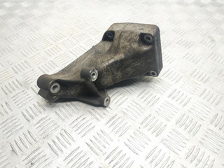 кронштейн двигателя Mercedes-Benz C-Класс W203/S203/CL203 CL203 2001, 2.2 л., CDi, OM 611.962, дизель, АКПП, obsidianschwarz / 197, хетчбэк 3 дв., задний привод, правый руль, A6112230704