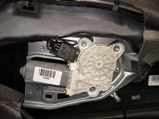 стеклоподъемник Mercedes-Benz C-Класс W203/S203/CL203 [рестайлинг] CL203 2005, 2.2 л., CDi, OM 646.962, дизель, 6МКПП, черный, хетчбэк 3 дв., задний привод, правый руль