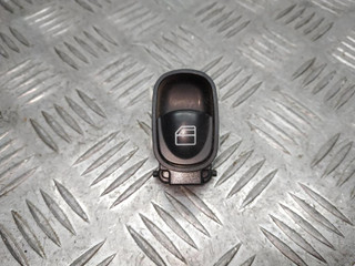 кнопка стеклоподъемника двери Mercedes-Benz C-Класс W203/S203/CL203 [рестайлинг] CL203 2005, 2.2 л., CDi, OM 646.962, дизель, АКПП, синий, хетчбэк 3 дв., задний привод, правый руль, A2038200210