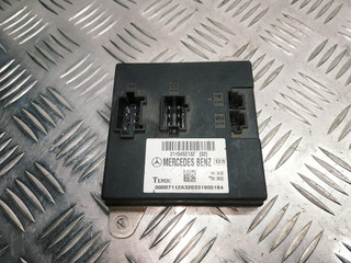 блок комфорта Mercedes-Benz E-Класс W211/S211 2003, 2.2 л., CDi, OM 646.963, дизель, АКПП, серебро, 744u, седан, задний привод, правый руль, 2115452132