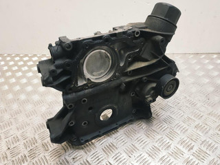 крышка двигателя передняя Mercedes-Benz Vito W638 2001, 2.2 л., CDi, OM 611.980, дизель, 5МКПП, белый, минивэн, передний привод, правый руль, R6110150902