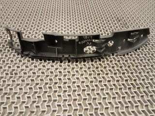 крепление бампера Volkswagen Touareg 1 поколение 2004, 2.5 л., TDi PD, BAC, дизель, 6МКПП, black magic / lc9z, внедорожник 5 дв., полный привод, правый руль, 7L6807184C