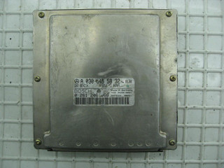 блок управления двигателем Mercedes-Benz C-Класс W203/S203/CL203 W203 2002, 2.6 л., i, M 112.912, бензин, АКПП, голубой, седан, задний привод, правый руль, A0305455832, A1121532679, A1121530879, A1121530779, A1121533179, 0261206668
