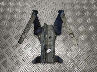петля капота Mercedes-Benz C-Класс W203/S203/CL203 W203 2002, 2.6 л., i, M 112.912, бензин, АКПП, голубой, седан, задний привод, правый руль, A2038800328, A2038800428